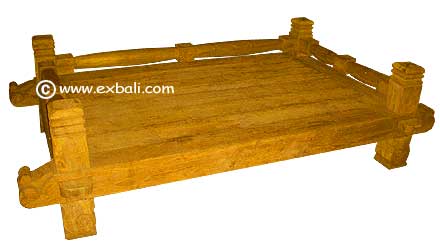 Chunky Daybed with turned rails