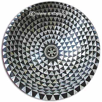White mother of pearl washbasin